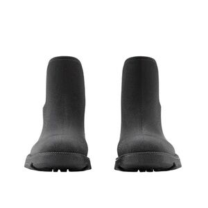 Burberry Marsh Low Rubber Chelsea Boots